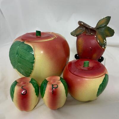 .183. 1930s Apple Kitchen Suite