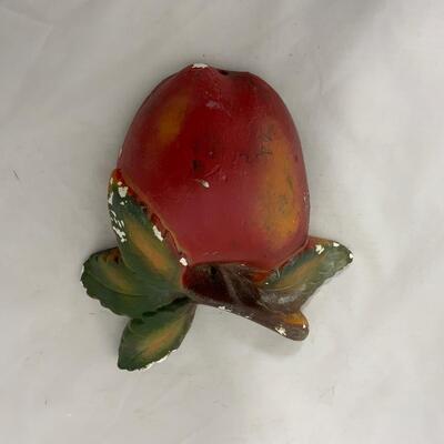 .183. 1930s Apple Kitchen Suite