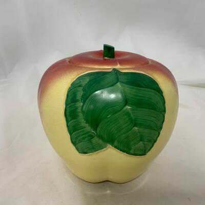 .183. 1930s Apple Kitchen Suite