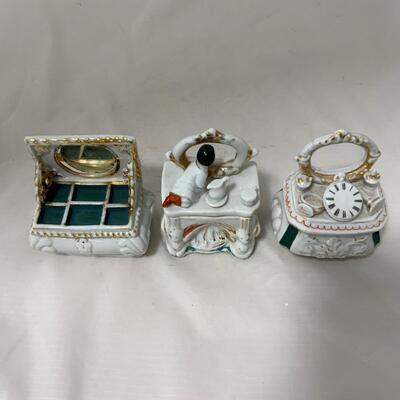 .208. Phenomenal Porcelain Trinket Dishes | c. 1860