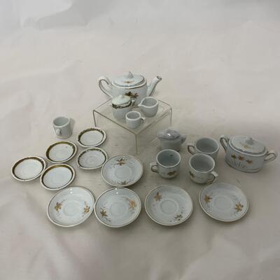.228. Assorted Doll Dishes | c. 1890