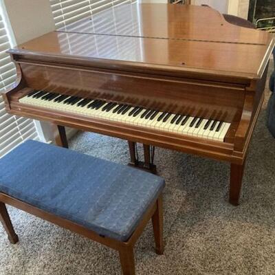 Baldwin Hamilton Mahogany Baby Grand Piano