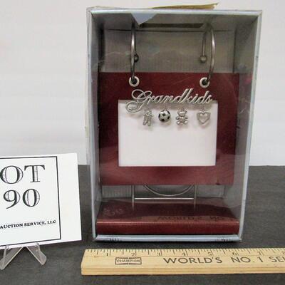 Unused Unopened Grandkids Photo Holder And Frame