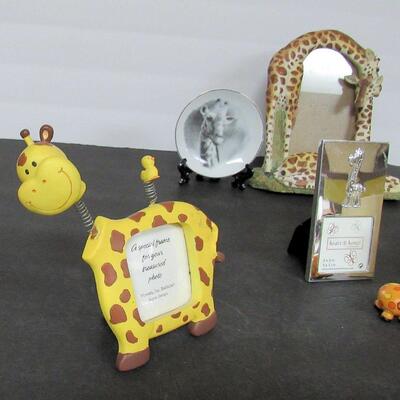 Lot of Giraffe Related Items, Frames, More