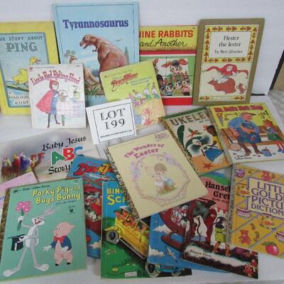 Large Lot of Kids Books