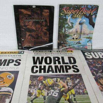 Lot of Green Bay Packers Stuff
