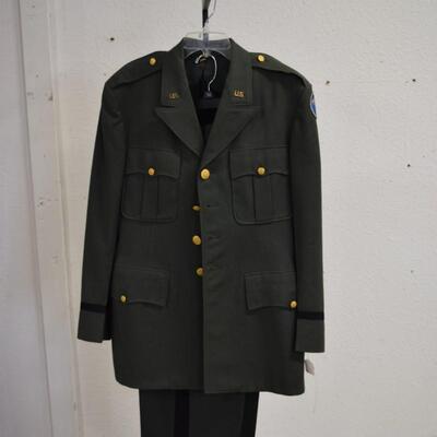 7 Military Uniforms