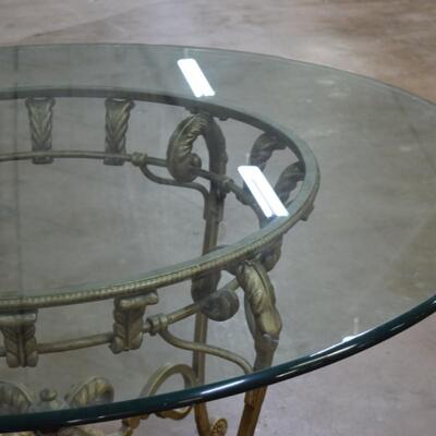 Round Glasss Top Table