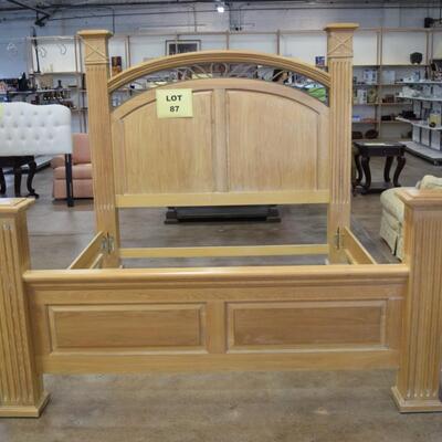 Wood King 4 Post Bed by Lexington