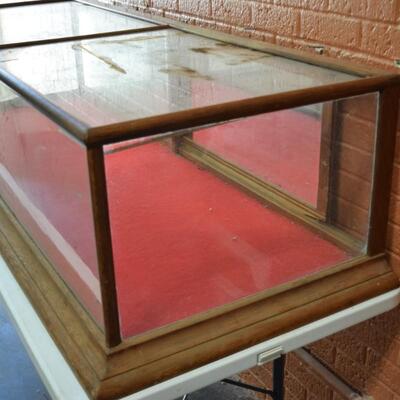 Counter Top Glass Display Cabinet