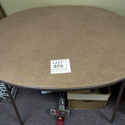 Oval Metal Fold Legs Table