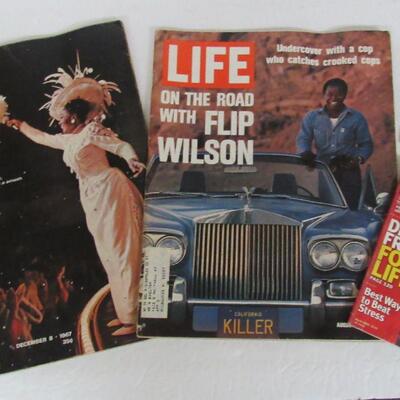 Life and Readers Digest Magazines