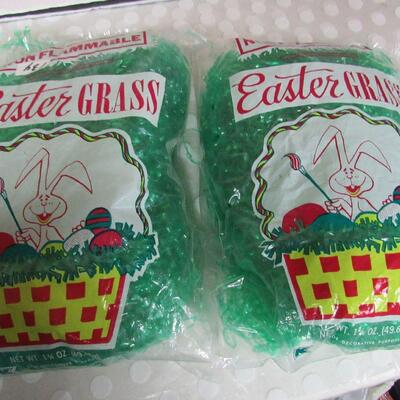 Large Lot of Easter Decor, Vintage Baskets, Grass, More