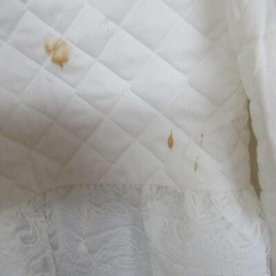 Older Dept 56 Heritage Village Yankee Jud Bell Casting BuildingBassinet or Crib Mattress Pad Set