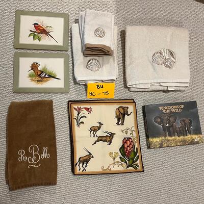 Towel set and cloth napkins