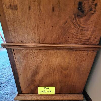 MCM Armoire