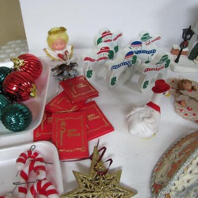 Large Mixed Lot of Christmas Decor and Ornaments