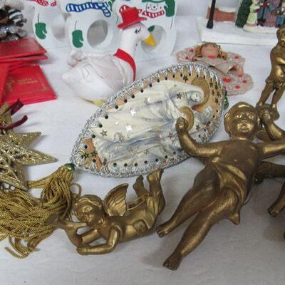 Large Mixed Lot of Christmas Decor and Ornaments