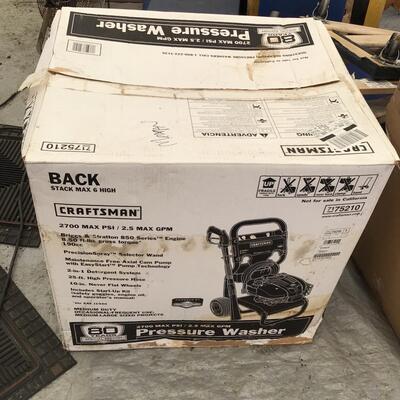 1061 New Open Box Craftmans 2700 max psi Gas Pressure Washer