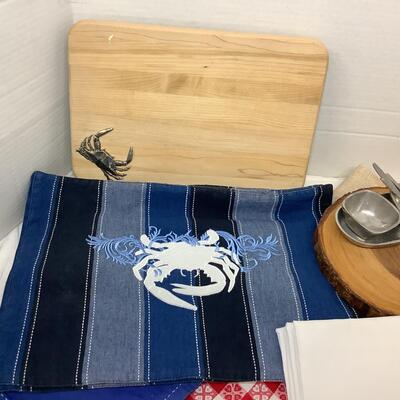 Lot 1046. Crab Themed Table Lot