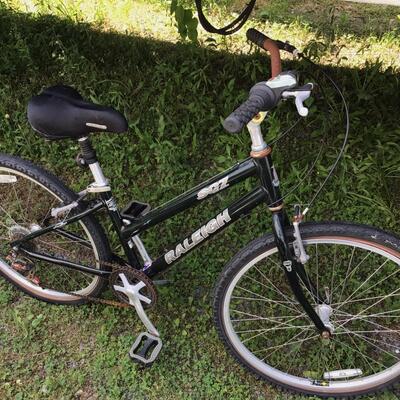 1065 Pair of Raleigh Bicycles