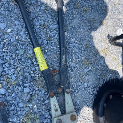 1066 Outdoor Garden/Yard Tools