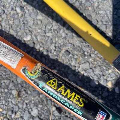 1066 Outdoor Garden/Yard Tools