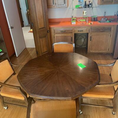 Table & Chair set