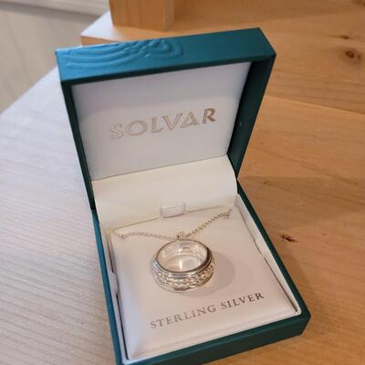Beautiful Solvar Sterling Silver Circle Mother's Necklace #1