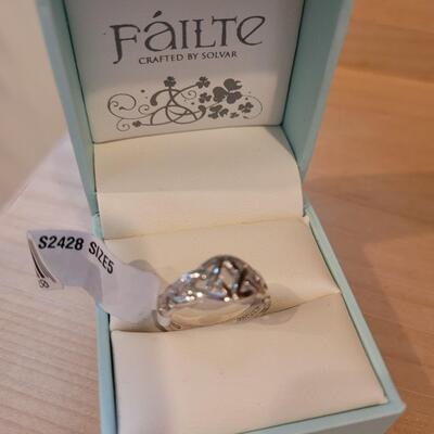 Failte by Solvar Sterling Silver Ring
