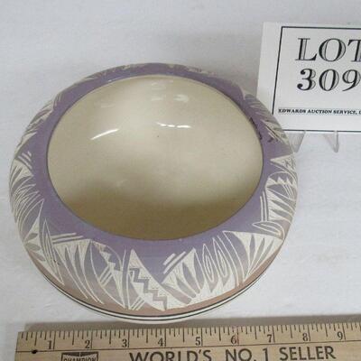 Older Native American Pottery Bowl, Signed Navajo