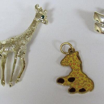 Costume Jewelry Lot, Bracelets, Giraffe Pins, Earrings