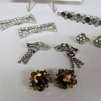 Lot of Vintage Rhinestone Jewlery