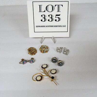 Lot of Nice Vintage Rhinestone Jewelry