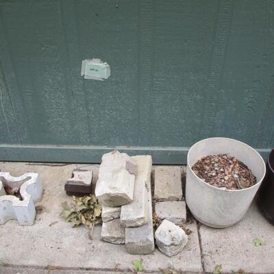 Garden Stones/Bricks/Flower Pots