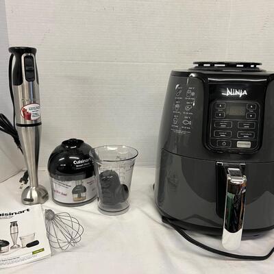 1074 New without Box Ninja Air Fryer & Cuisinart Hand Blender
