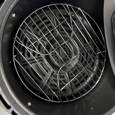 1074 New without Box Ninja Air Fryer & Cuisinart Hand Blender