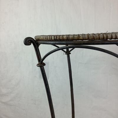 1024 Round Accent Table