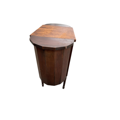 1088 Martha Washington Sewing Stand