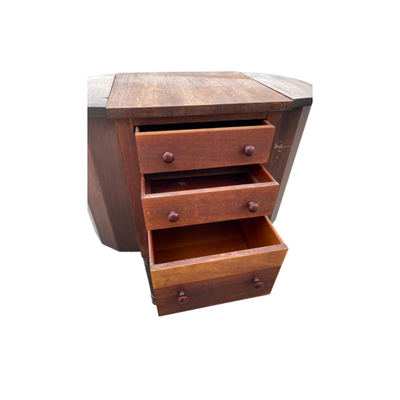 1088 Martha Washington Sewing Stand