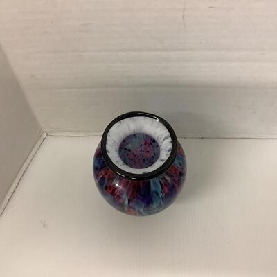 Lot 1106  Beautiful Art Glass Vase byDavid Lindsay & Glass Forge Art Glass Vase