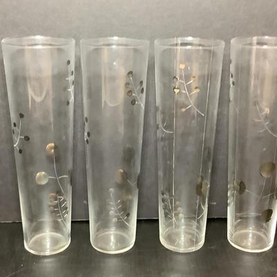 Lot 1108. Five Vintage Collins Glasses / Pair of Hand Blown Murano Wine Glasses