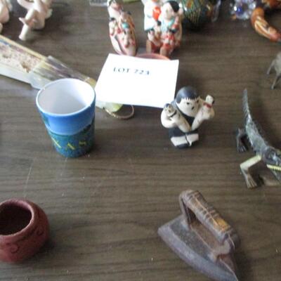 Assorted Knick Knacks