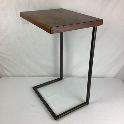 1028 Square Wood Top w/ Metal Leg C Table
