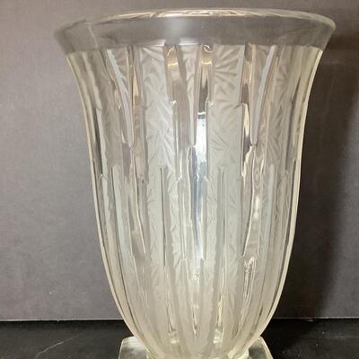 Lot  1120. Signed Verlys France Art Deco, Clear & Opalescent Glass Vase