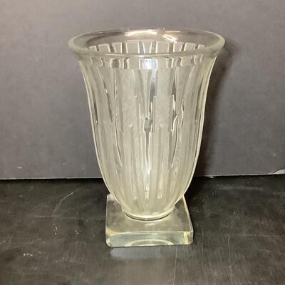 Lot  1120. Signed Verlys France Art Deco, Clear & Opalescent Glass Vase