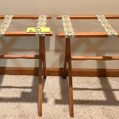 Beautiful Luggage Rack Set