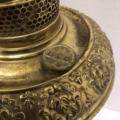 1129 Antique Bradley & Hubbard Victorian Kerosene Banquet Lamp