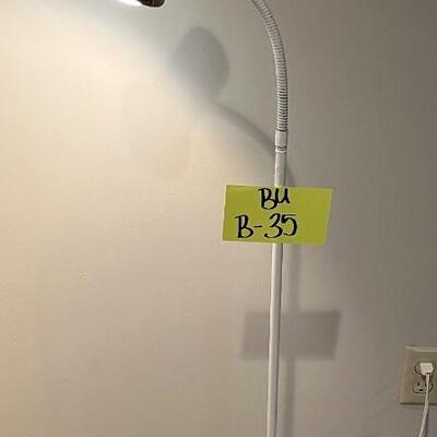 Floor lamp