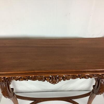 1033 French Style Wooden Console Table w/ Stretcher